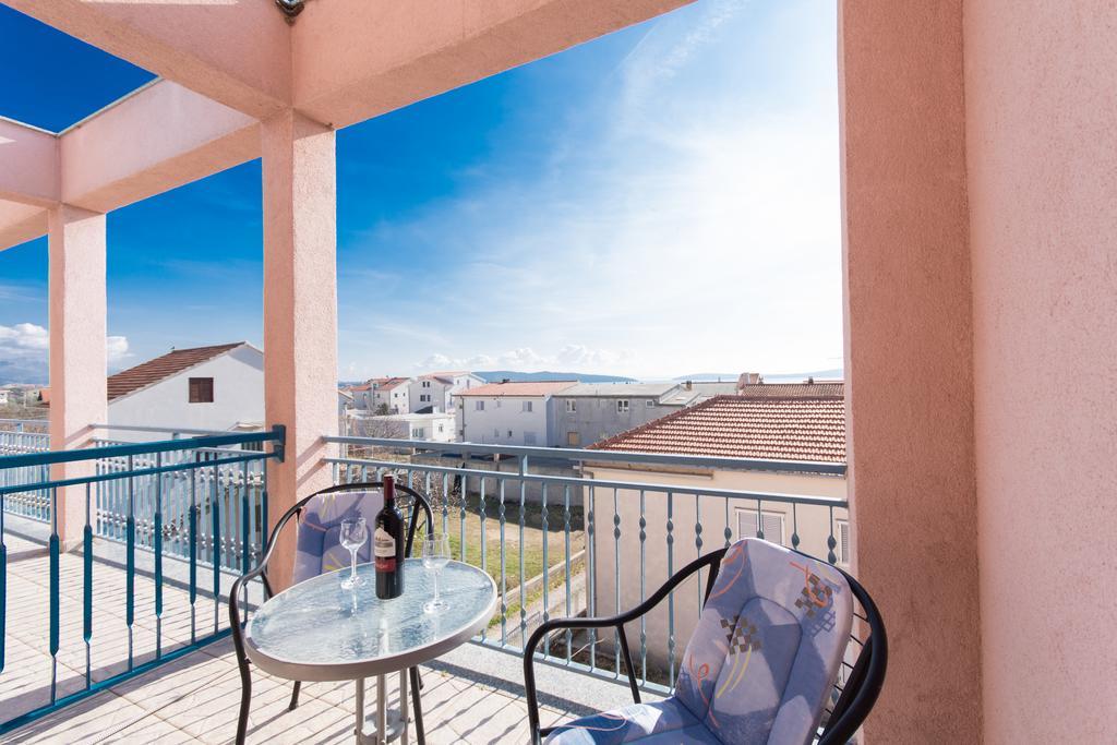 Guest House Mamut Kastela Exterior photo